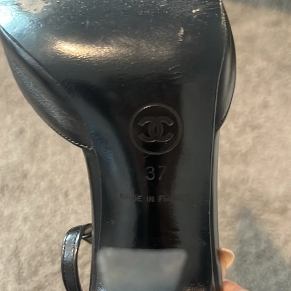 Chanel Shoe Size 37 Black Leather Pointed Toe Chain Detail Ankle Strap Pump